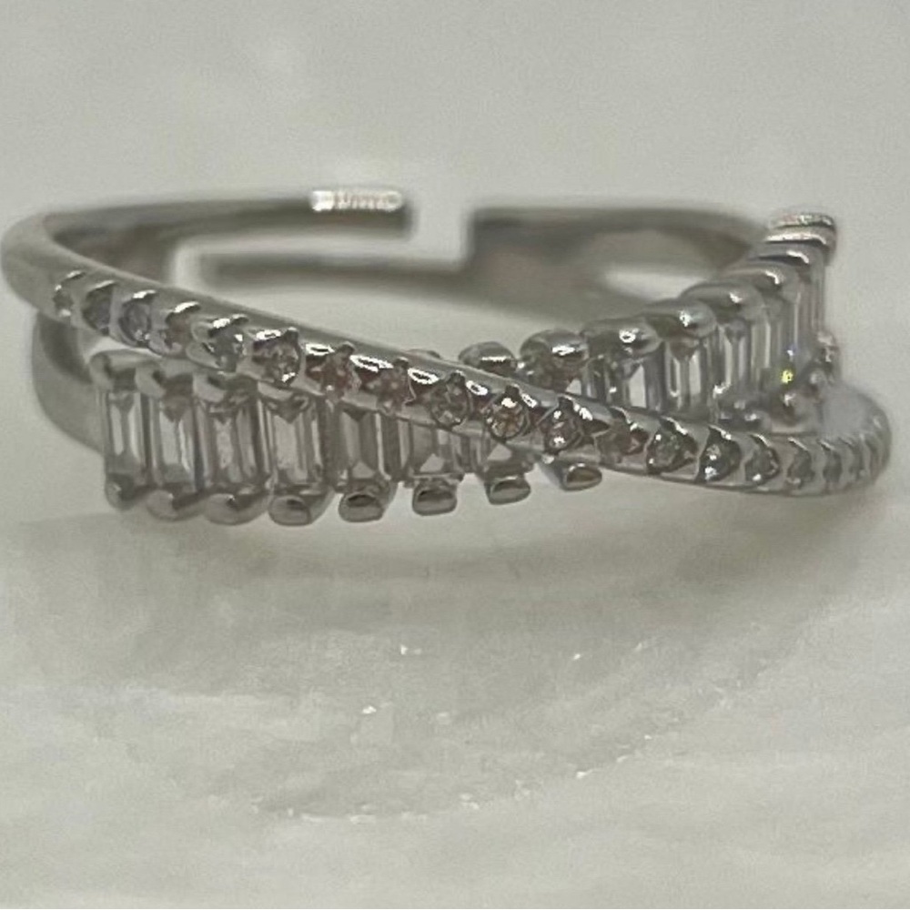 Zircon‎ ring - Picture 5 of 6